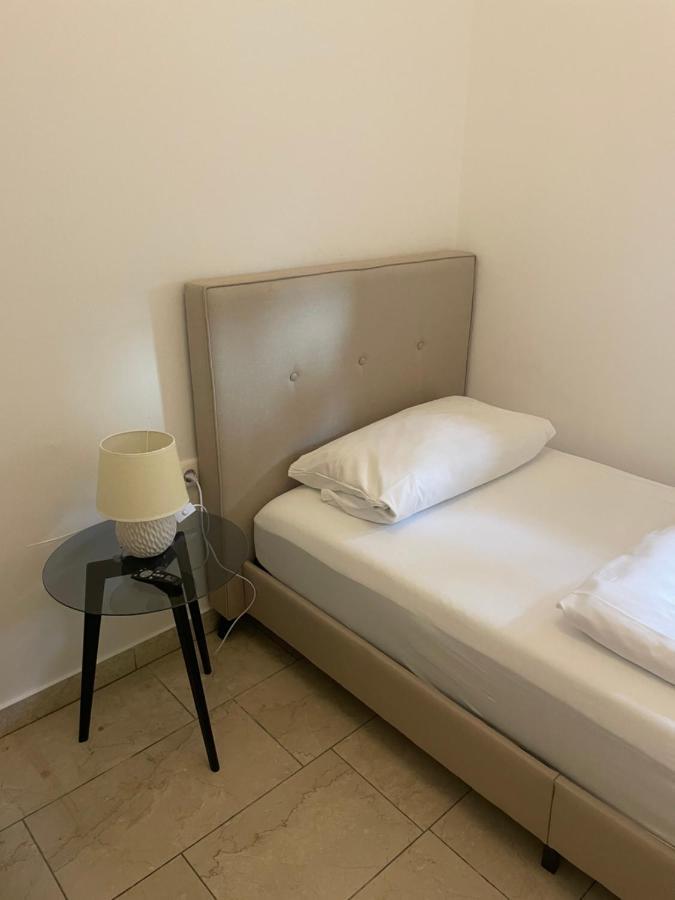 Suite 2 Нойщад ан дер Валднаб Екстериор снимка